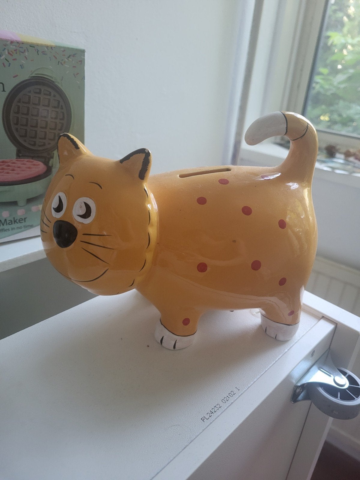 Spaarpot in de vorm van een kat, Verzamelen, Ophalen of Verzenden, Zo goed als nieuw, Steen, Aardewerk of Keramiek, Dier