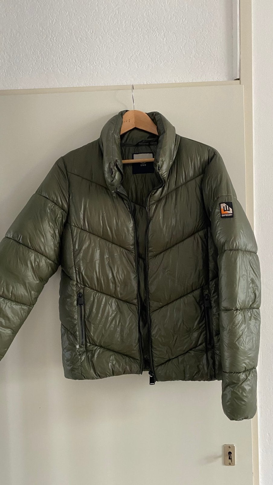 Superdry jas mt 40, Ophalen of Verzenden, Zo goed als nieuw, Maat 38/40 (M), Groen