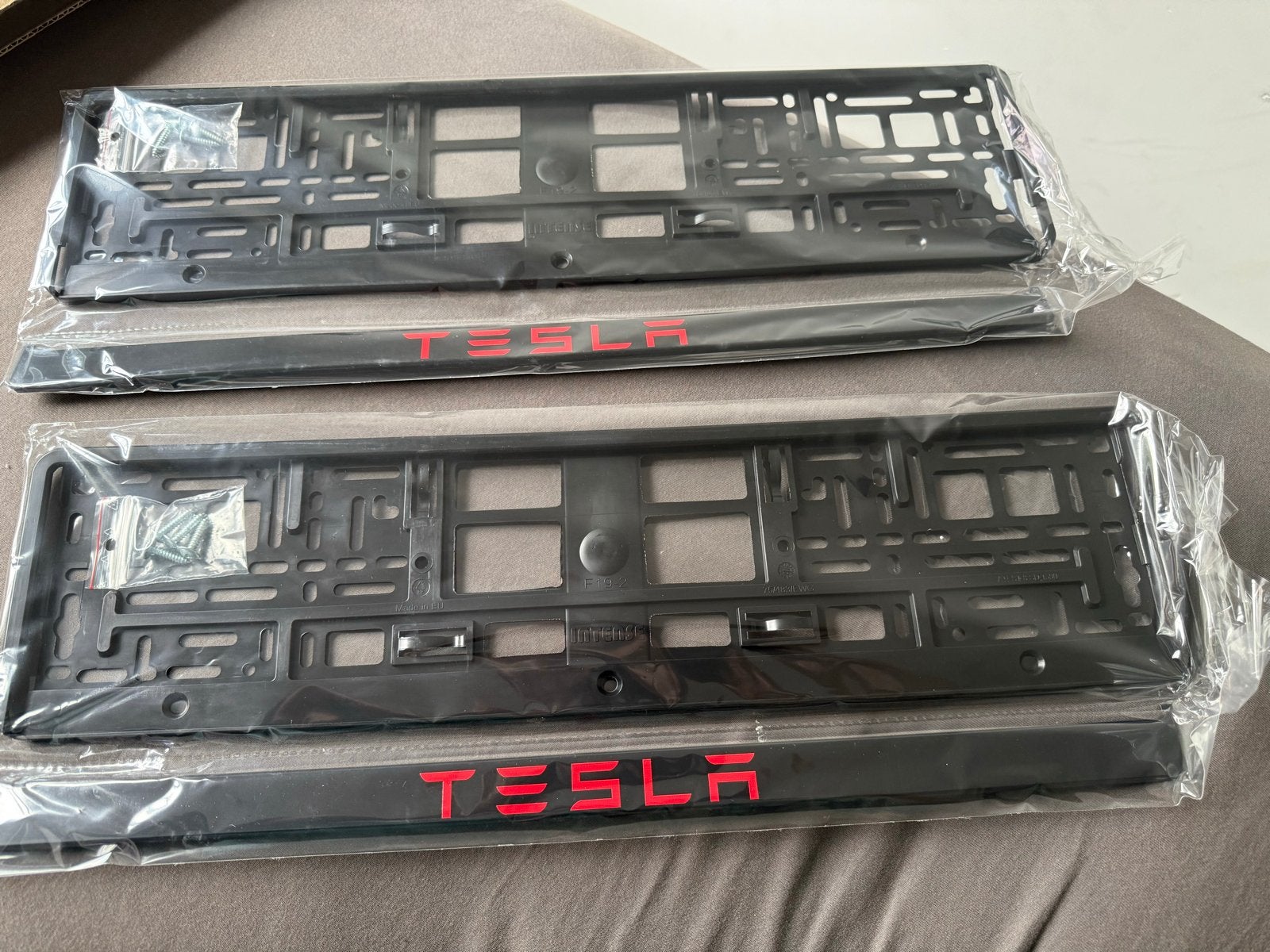 Kentekenplaathouders voor en achter met 3D Tesla logo, Ophalen of Verzenden, Nieuw