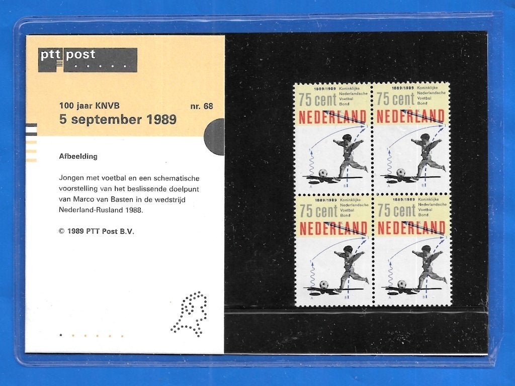 Postzegelmapje 68 - 100 jaar KNVB 1989, Ophalen of Verzenden, Na 1940, Postfris
