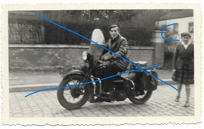 Harley Davidson met windscherm motor foto, Verzenden, Foto, Zo goed als nieuw, 1940 tot 1960
