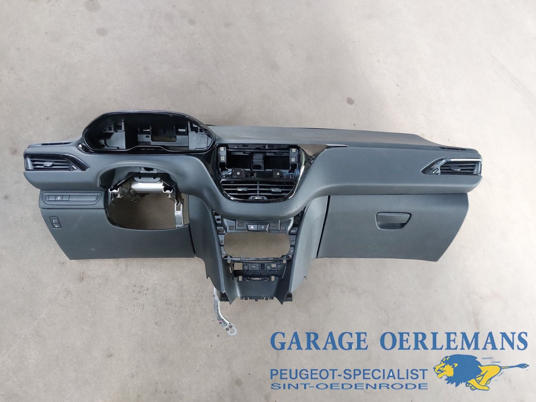 dashboard met airbag peugeot 208, 2014, Auto-onderdelen, Gebruikt, -, -, ARN erkend