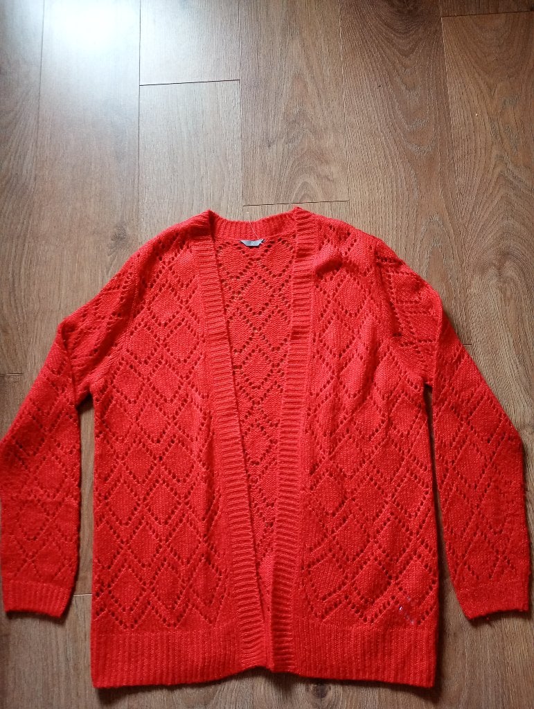Mooi  nieuw rood gehaakt vest mt 42, Kleding | Dames, Truien en Vesten, Ophalen of Verzenden, Nieuw, Maat 42/44 (L), Rood