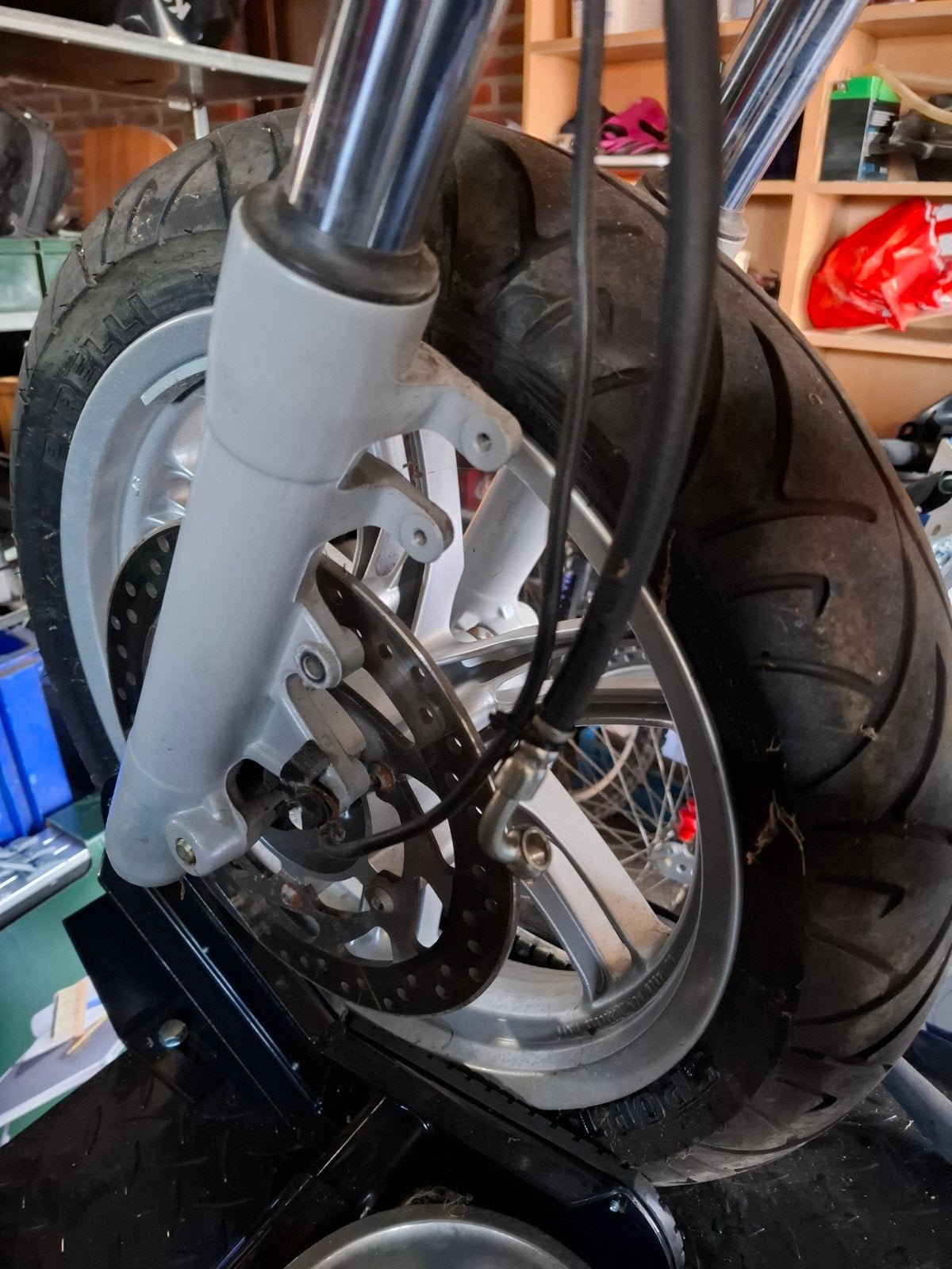 Voorwiel yamaha x city scooter, Motoren, Ophalen of Verzenden