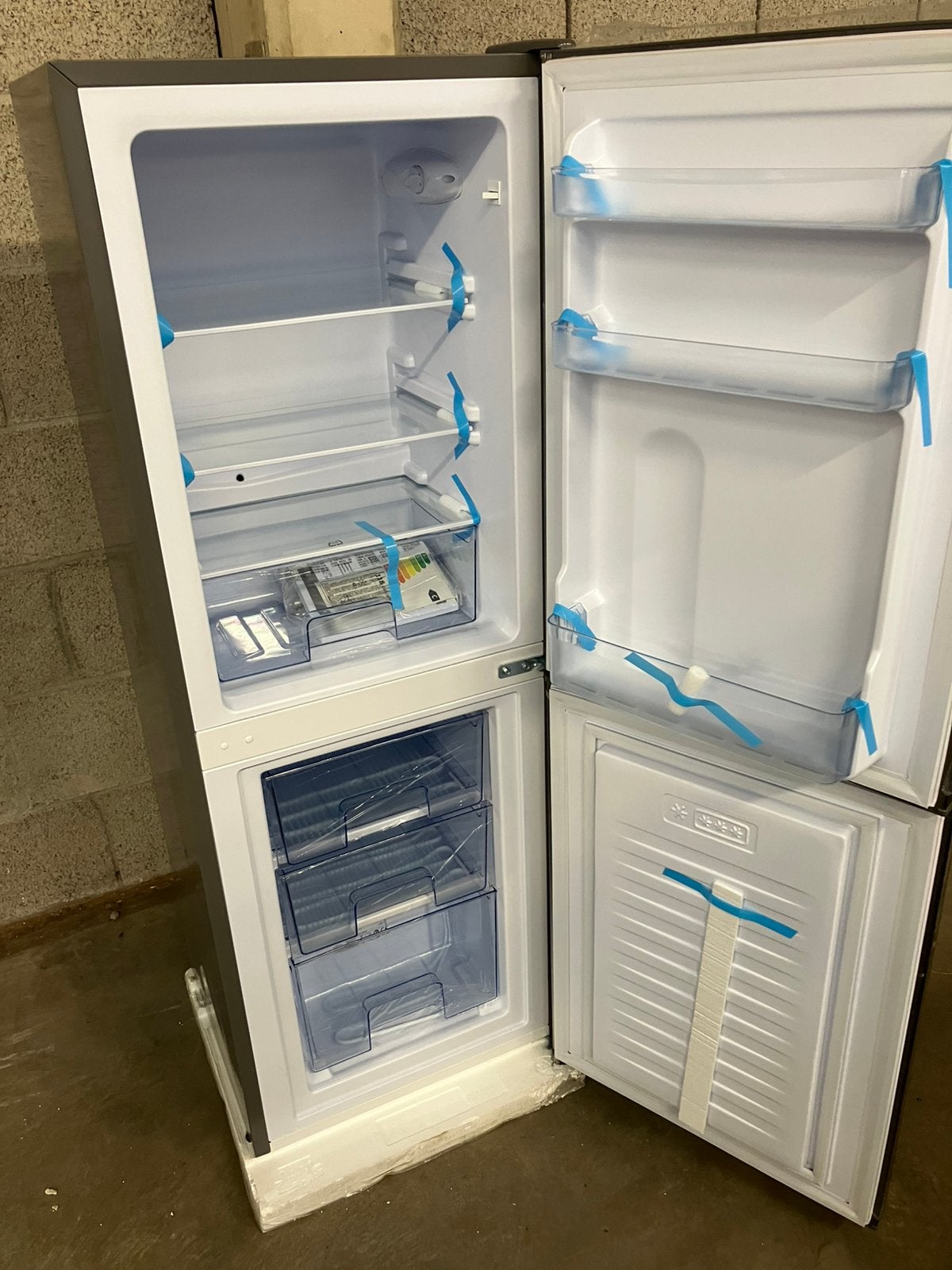 Amica Combi koelkast KGCL 384 010 E € 199,00, Witgoed en Apparatuur, Koelkasten en IJskasten, Ophalen, 150 tot 200 liter, Met aparte vriezer