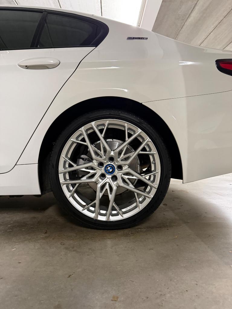 Gedeeltelijke breedset 20” BMW, Ophalen, Banden en Velgen, Nieuw, Personenwagen