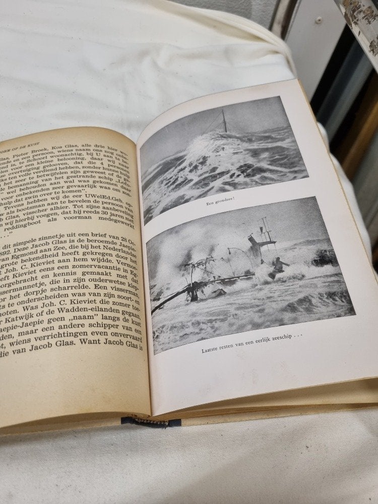boek storm op de kust, Boeken, Ophalen of Verzenden