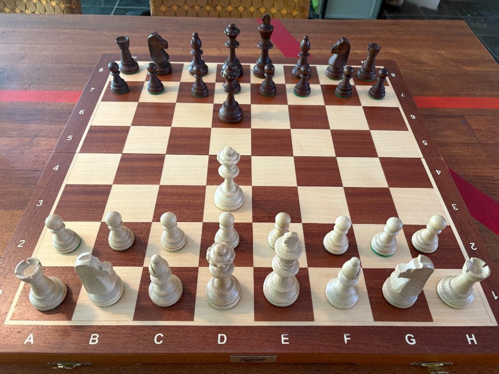wegiel tournament 6 schaakkoffer, Hobby en Vrije tijd, Ophalen of Verzenden, Minder dan 500 stukjes, Zo goed als nieuw, Schaken