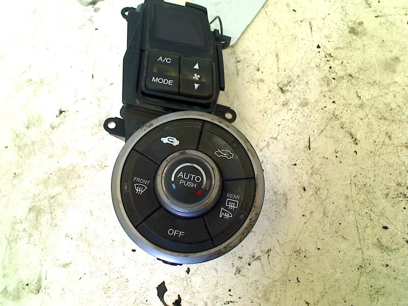 Bedieningspaneel Climate Control Honda Insight (ZE2) D09US, Honda, Gebruikt, Hanauer Landstraße  222-224, Frankfurt am Main 60314, , Duitsland