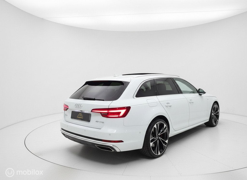 Audi A4 Avant 45 TFSI S-line Pro Line 245pk |Panoramadak|Hea, Auto's, Audi, Automaat, Gebruikt, Zwart, 4 cilinders