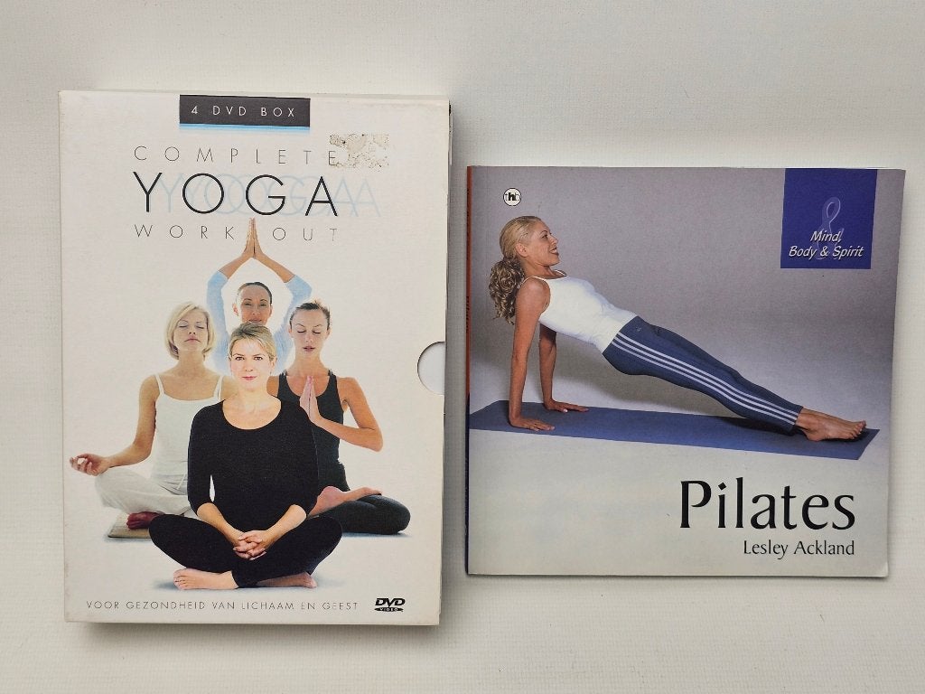 # 4 yoga dvd's complete yoga workout en 1 pilates, Ophalen of Verzenden, Gebruikt, Overig