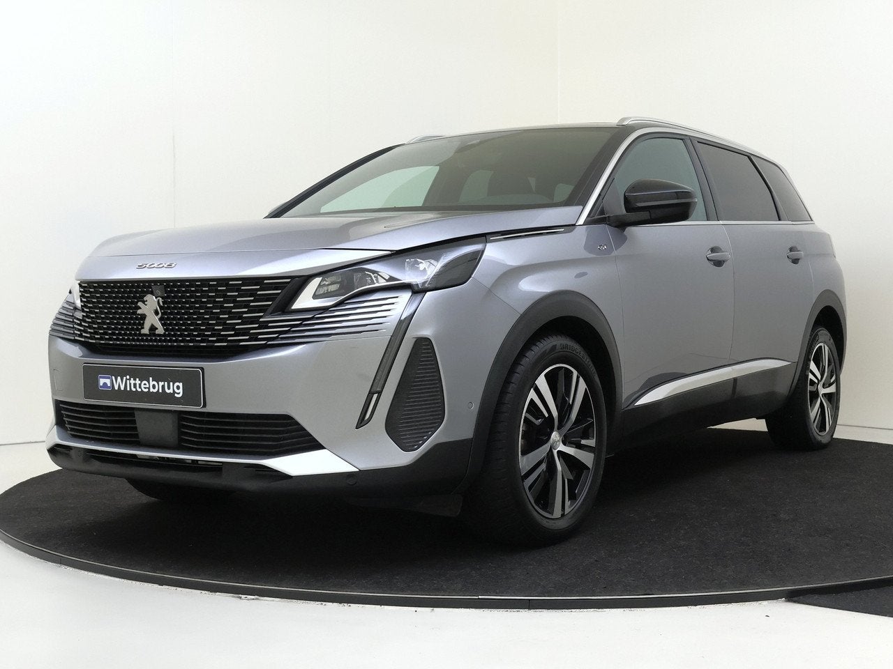 Peugeot 5008 1.2 PureTech GT Alcantara + Open dak !, 1199 cc, 7 stoelen, Bedrijf, Handgeschakeld