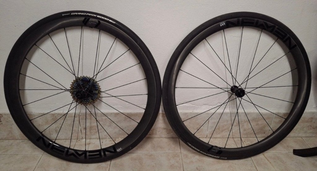 Newmen Streem Climbing – 28" Carbon, Fietsen en Brommers, Kinderfiets, Stuur, Ophalen of Verzenden, Zo goed als nieuw