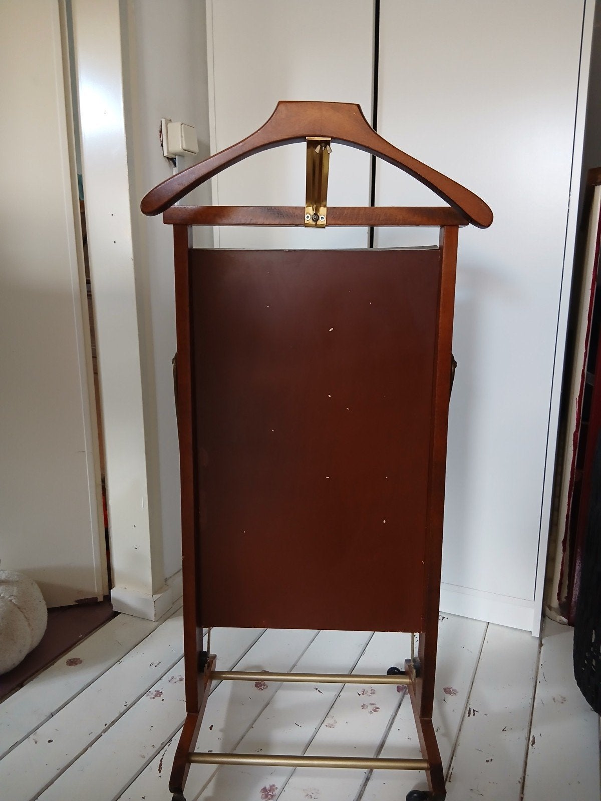 Vintage Italiaanse Dressboy - Hout en Messing, Huis en Inrichting, Woonaccessoires | Kapstokken, Ophalen, Gebruikt, 100 tot 150 cm