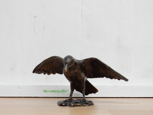 038* Bronzen vogel vliegend gr.(Boven €75geen verzendkosten), Tuin en Terras, Tuinbeelden, Ophalen of Verzenden, Nieuw, Overige materialen