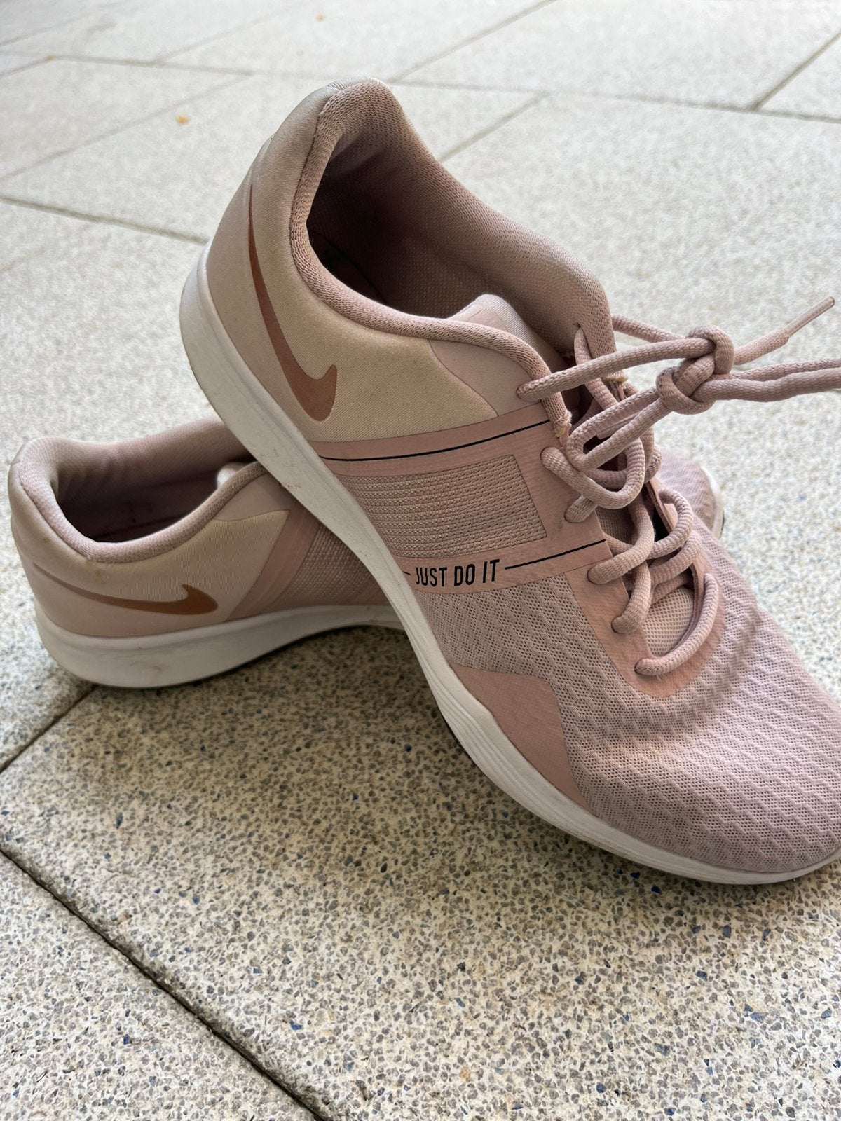 Nike sportschoenen, Ophalen of Verzenden, Zo goed als nieuw, Hardloopschoenen, Nike