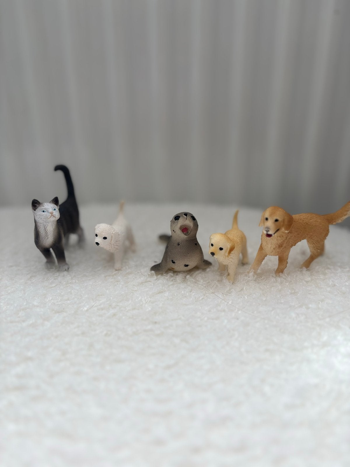Dierenbeeldjes: Katten, Honden en Zeehond, Ophalen of Verzenden, Zo goed als nieuw