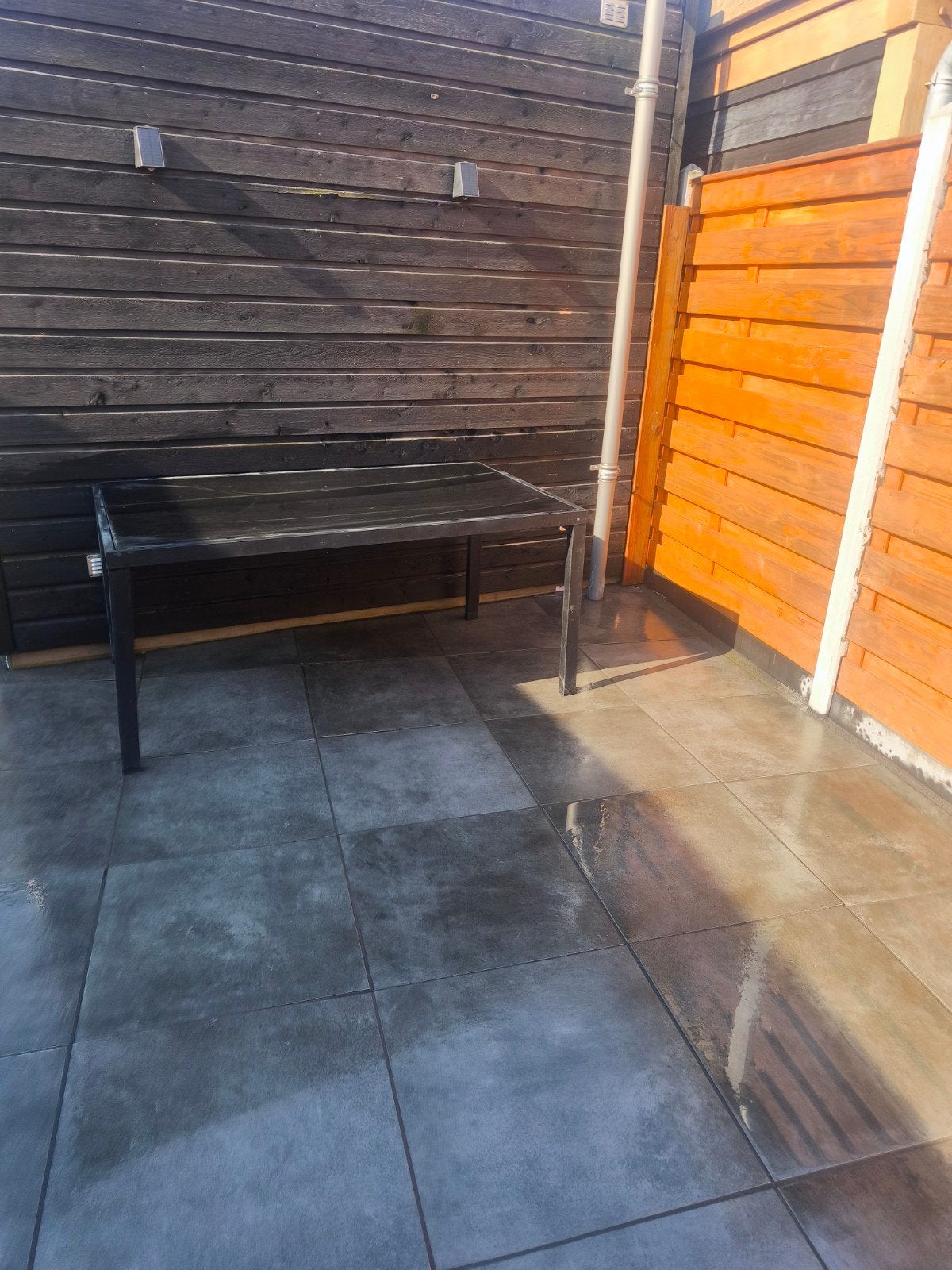 Moderne tuintafel met glazen blad, Tuin en Terras, Tuintafels, Ophalen