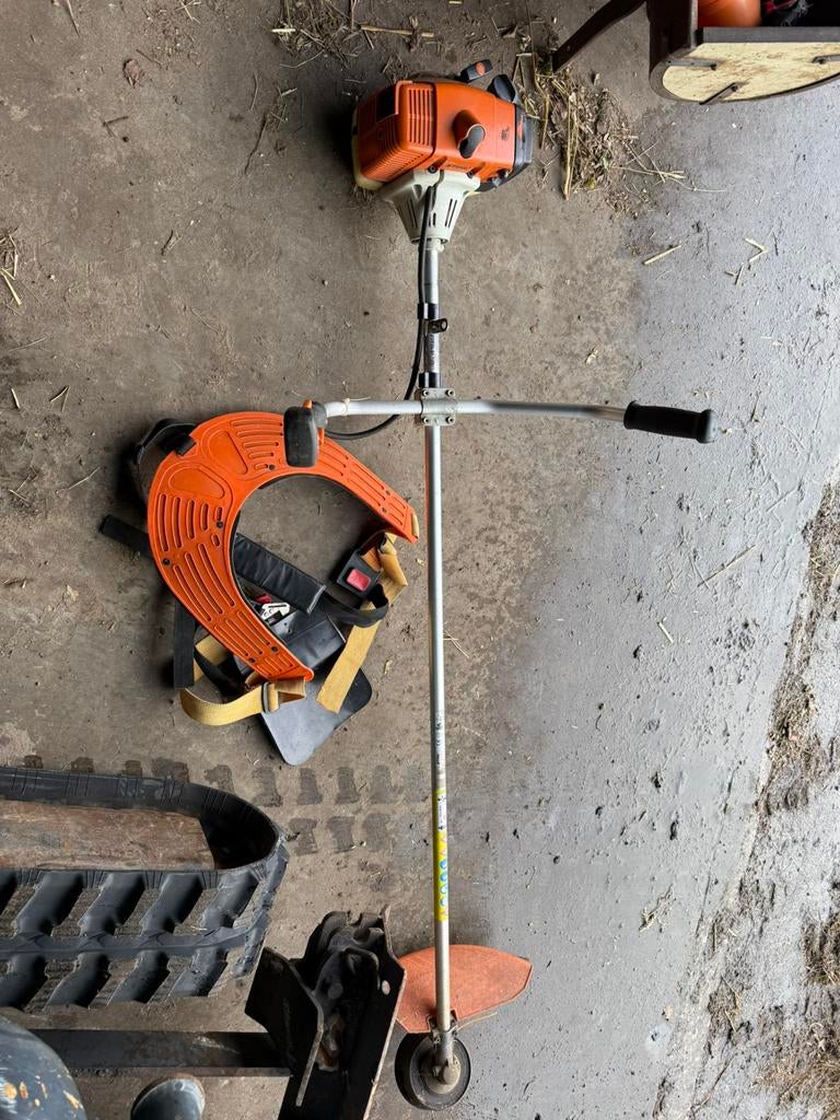 Stihl gereedschap, Tuin en Terras, Bosmaaiers, Ophalen, Zo goed als nieuw, Benzine