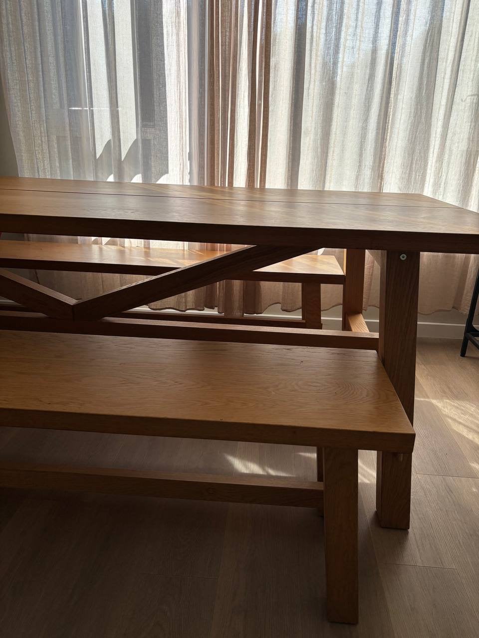 IKEA MÖCKELBY eettafel met 2 bijpassende MÖCKELBY banken, Ophalen, 75 cm of meer, 200 cm of meer, Zo goed als nieuw
