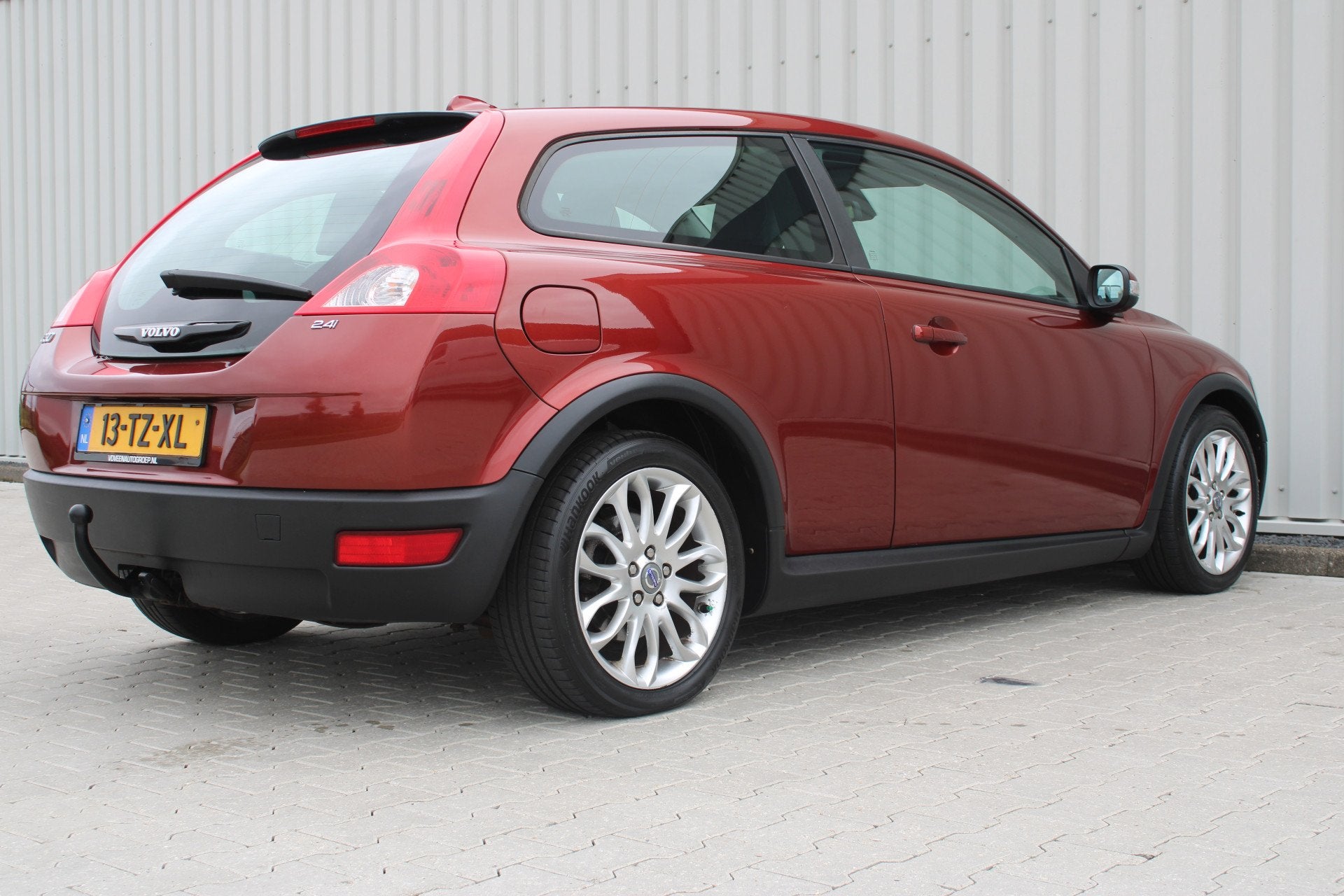 Volvo C30 2.4i Summum | Cruise control | Afneembare trekhaak, Auto's, Volvo, Gebruikt, Zwart, 700 kg, 4 stoelen