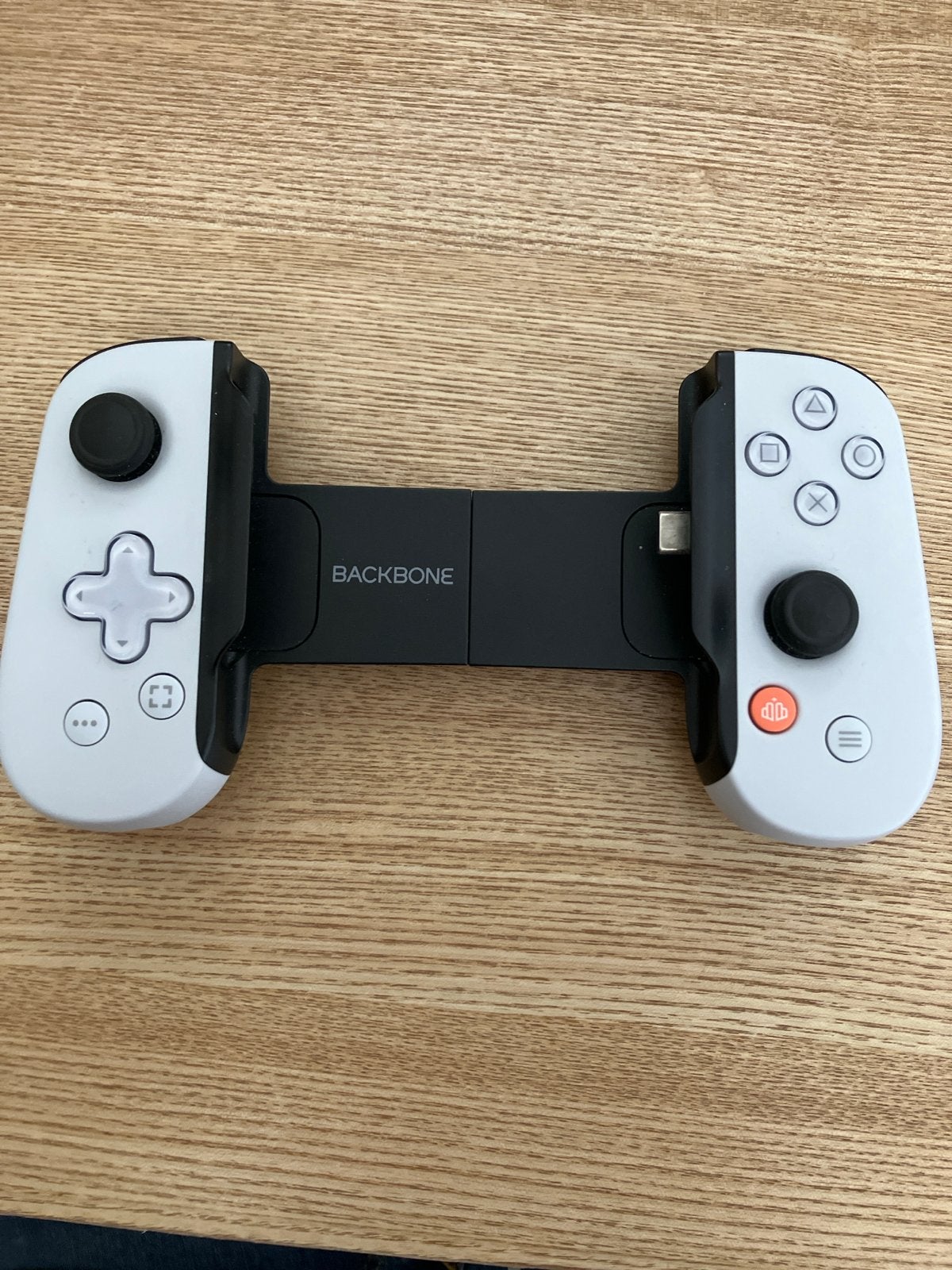 Backbone One Mobile Gaming Controller voor iPhone, Spelcomputers en Games, Ophalen, Overige merken, Gebruikt