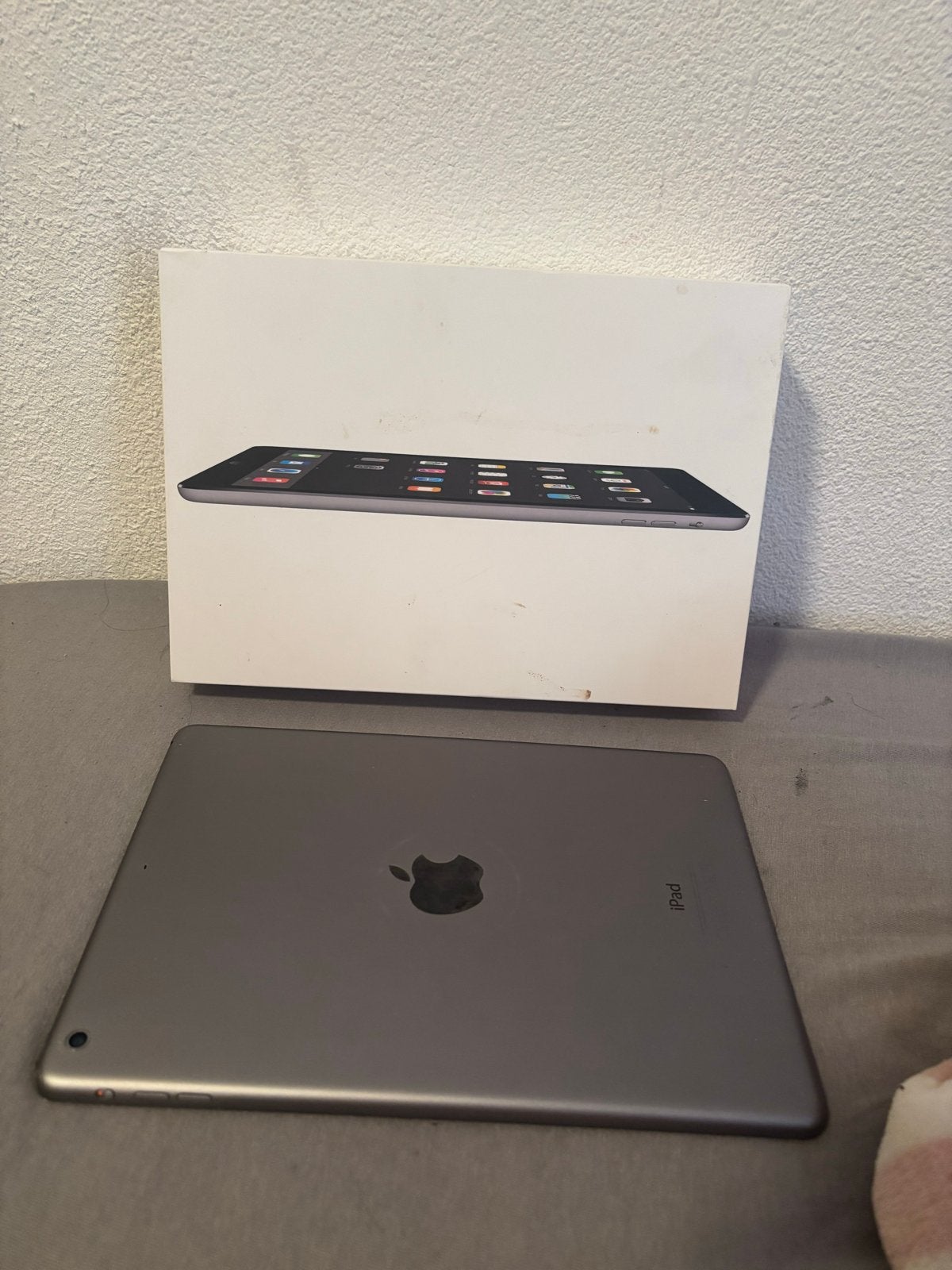 Apple iPad Air 16GB Wi-Fi - Grijs