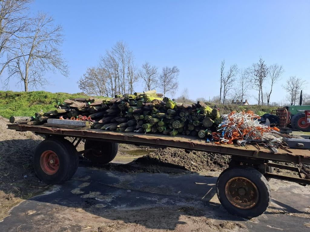 Weidepalen/afrasteringspalen, Dieren en Toebehoren