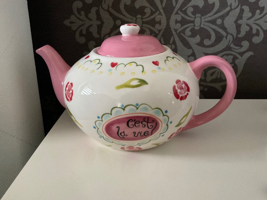 Jet by Ter Steege theepot 'C'est la vie' roze/wit, Huis en Inrichting, Keuken | Servies, Keramiek, Nieuw, Ophalen of Verzenden