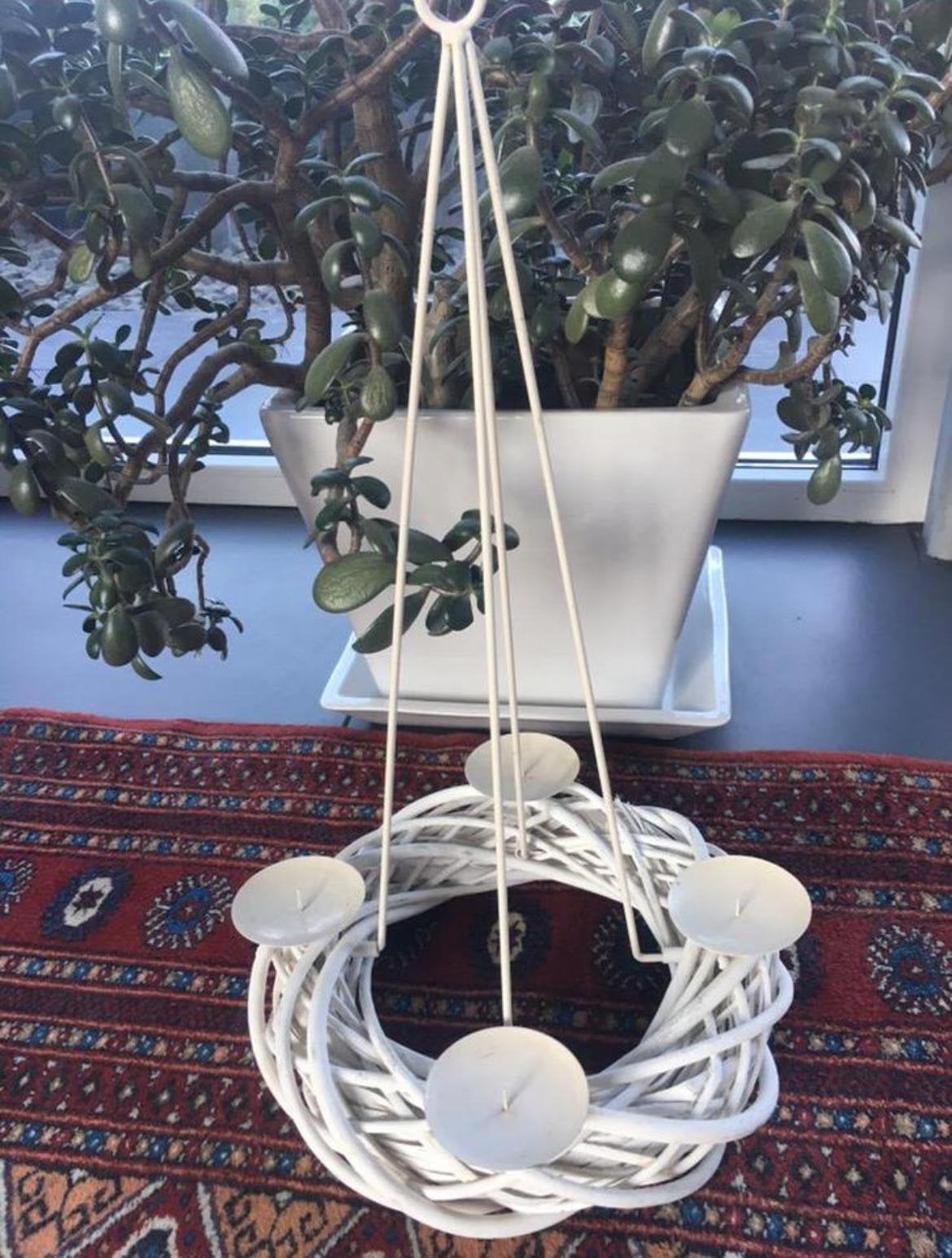 Witte rieten hangende kandelaar voor 4 kaarsen, Huis en Inrichting, 40 cm, Krans, Rotan, Ophalen of Verzenden