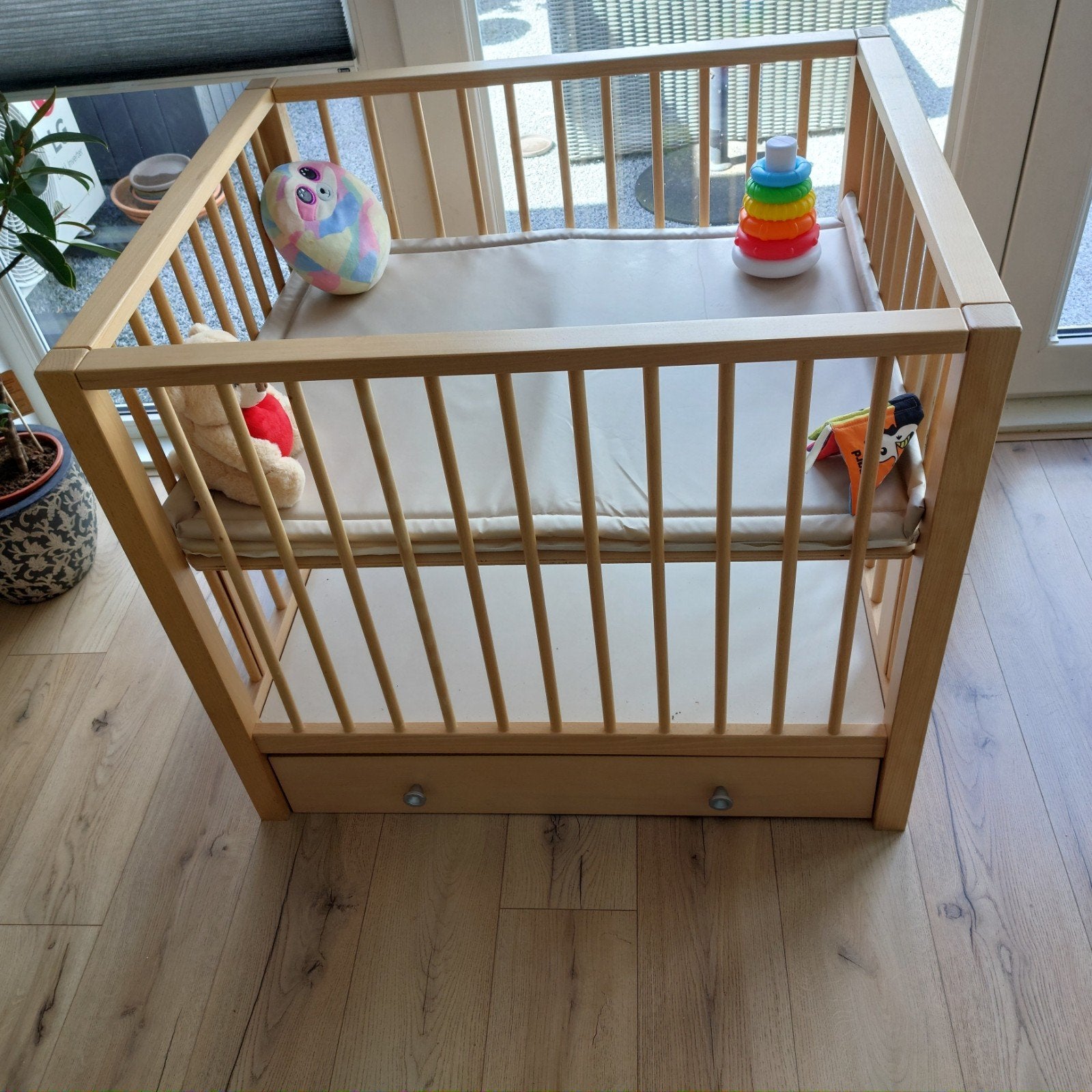 LICHT HOUTEN BOX, Kinderen en Baby's, Ophalen, Gebruikt