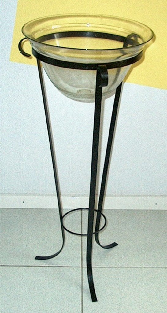 Grote glazen schaal op metalen standaard ( 95cm hoog ), Huis en Inrichting, Ophalen, Schaal, Rond, Glas
