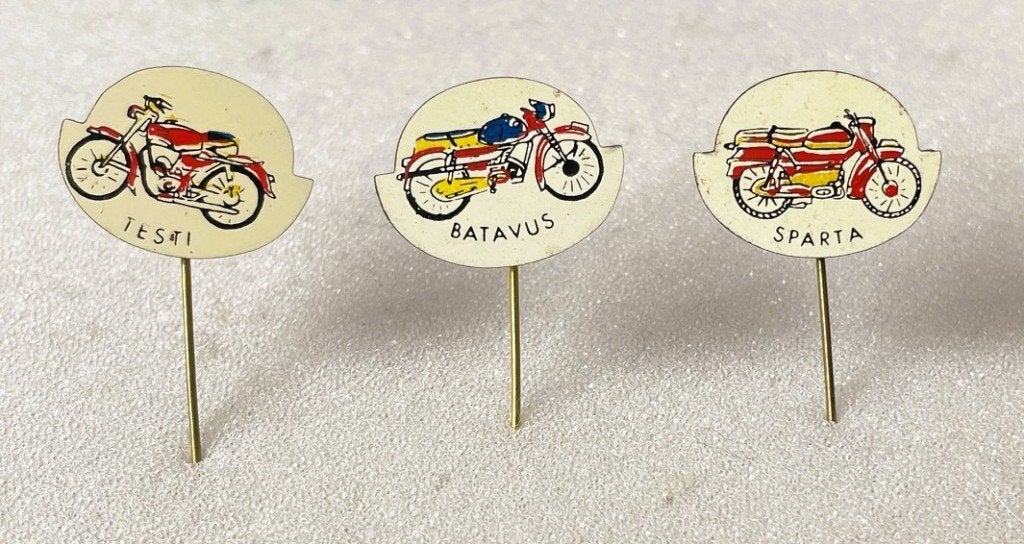 BATAVUS, SPARTA en TESTI - 3 oude bromfiets speldjes 1960's, Verzenden, Gebruikt, Transport, Speldje of Pin