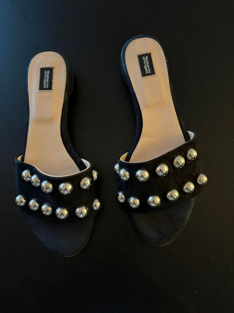 Roberto d Angelo leren slippertjes 38, Kleding | Dames, Slippers, Verzenden, Zwart, Zo goed als nieuw
