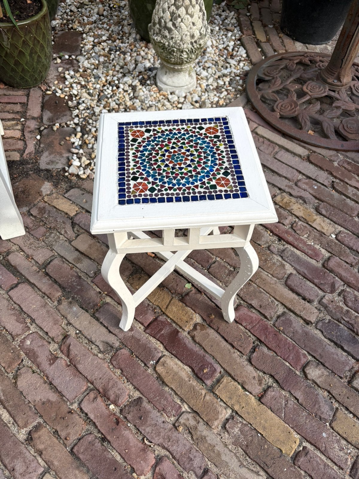 Vintage mozaieke bijzettafel, Huis en Inrichting, Ophalen, Minder dan 45 cm, Minder dan 55 cm, Rond