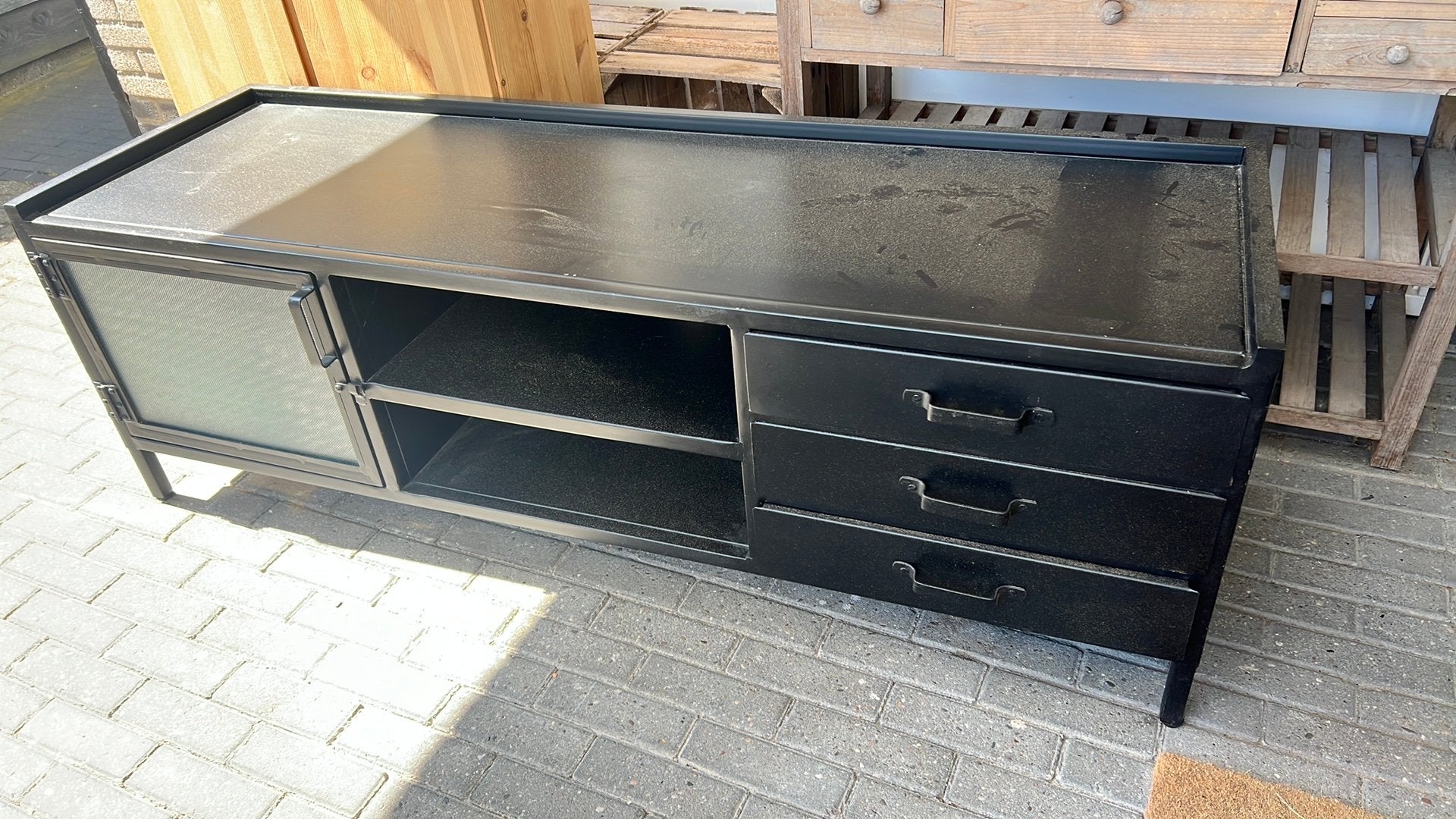 Industriële TV-meubel/dressoir - Zwart metaal, Ophalen, Gebruikt, 150 tot 200 cm, Minder dan 100 cm