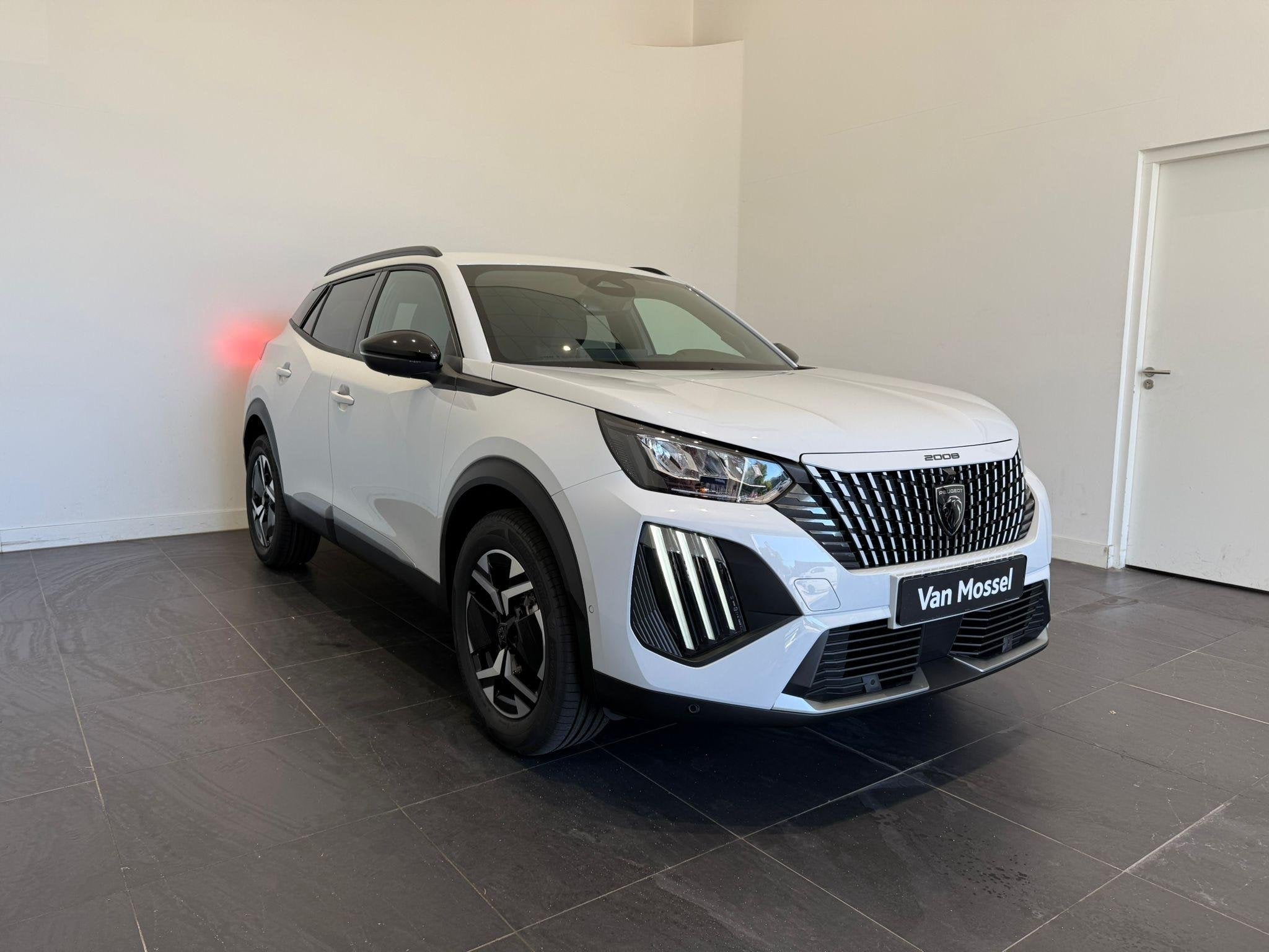 Peugeot 2008 1.2 Hybrid Allure l Automaat l Apple carplay &, Auto's, Gebruikt, Euro 6, 1199 cc, Leder en Stof