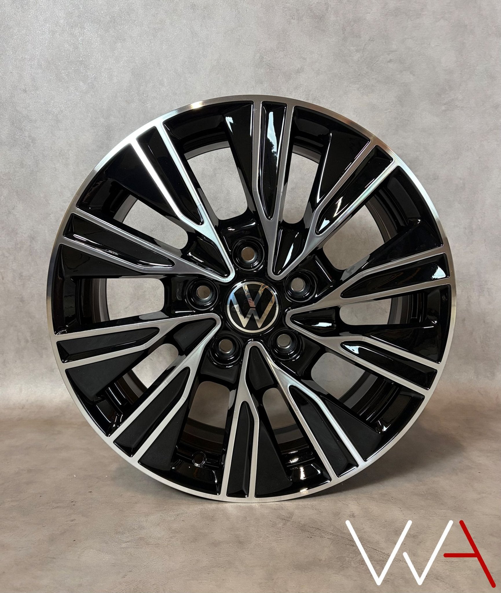 1x 17'' Volkswagen Multivan T7 Dundrod velg BTW 7T0601025D, Gebruikt, -, -, Banden en Velgen