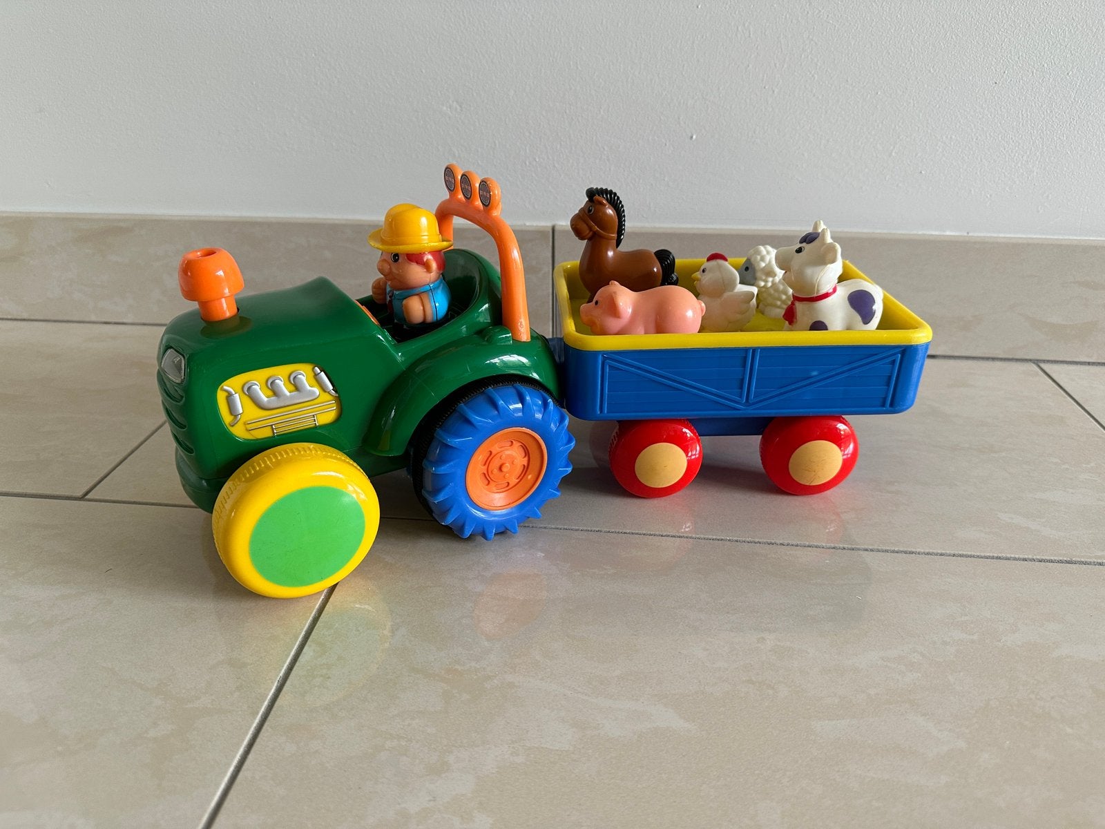 Peuterspeelgoed/ muzikale tractor/ Old Mc Donald/40 cm lang, Ophalen of Verzenden, Zo goed als nieuw, Overige typen