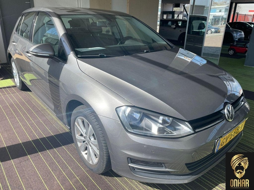 Volkswagen Golf 1.6 TDI Business Edition R Connected, Auto's, Volkswagen, Gebruikt, Euro 6, 4 cilinders, 1239 kg