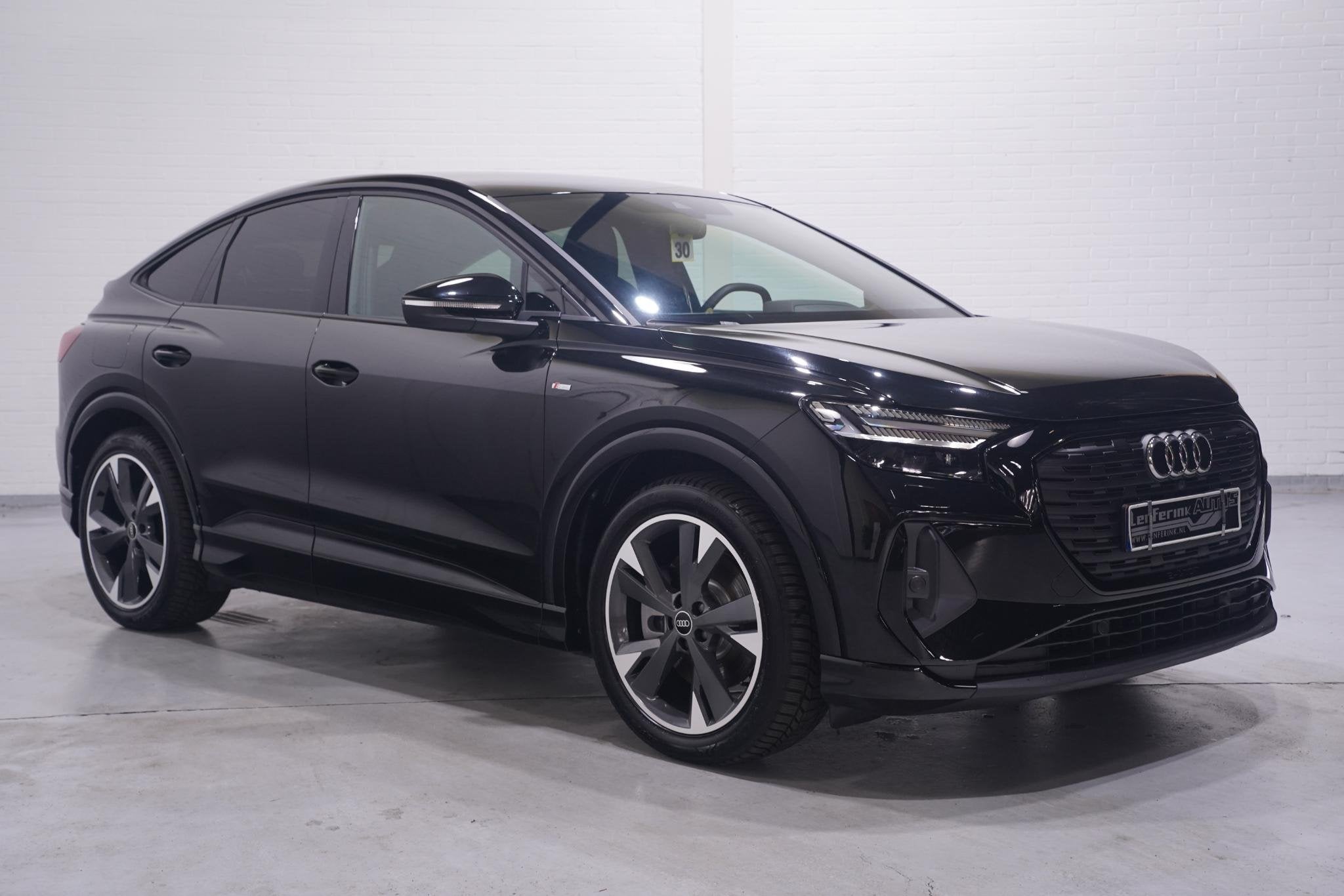 Audi Q4 Sportback e-tron 45 quattro S Edition Competition 82, Auto's, Gebruikt, 82 kWh, Zwart, SUV of Terreinwagen