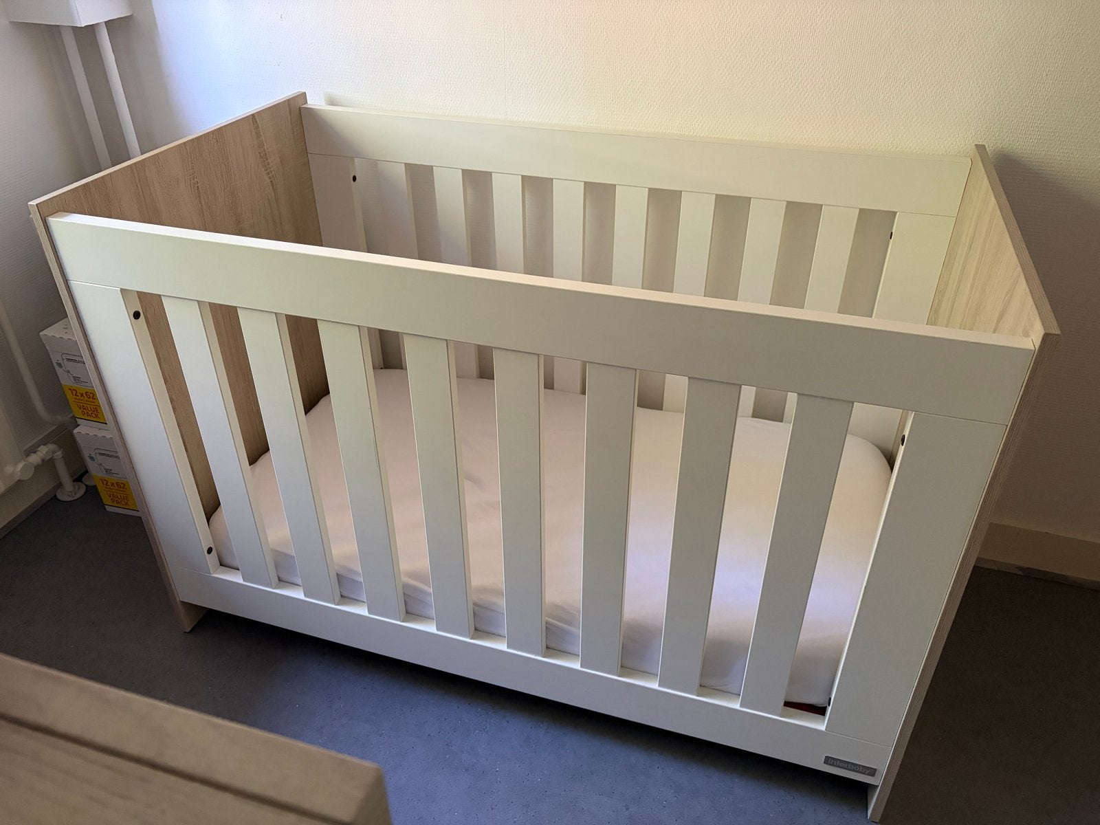 Interbaby Rock Ledikant - Wit/Houtlook, Ophalen, 70 tot 85 cm, 140 tot 160 cm, Zo goed als nieuw