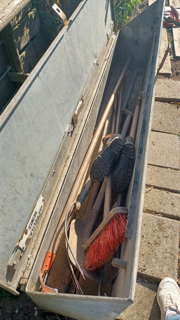 Kist voor tuingereedschap, Tuin en Terras, Ophalen, Gebruikt, Overige materialen, Overige typen