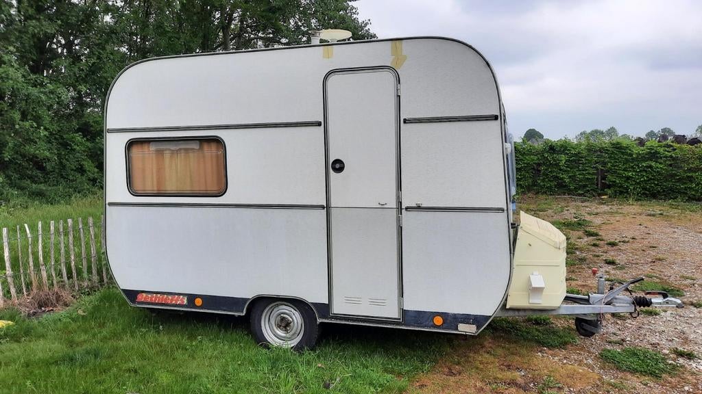 Dethleffs retro caravan uit 1977, Caravans en Kamperen, Omvormbare zithoek, Reservewiel, Treinzit, Tot en met 3
