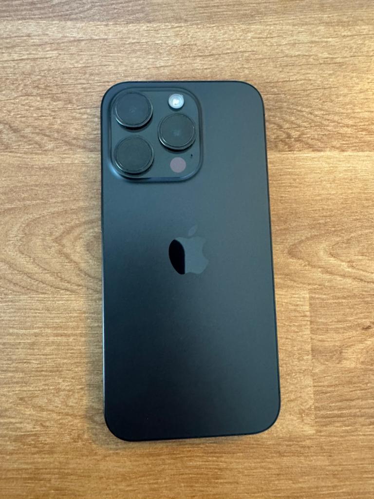 Te koop: iPhone 15 Pro, Telecommunicatie, 128 GB, Zwart, 88 %, Ophalen of Verzenden
