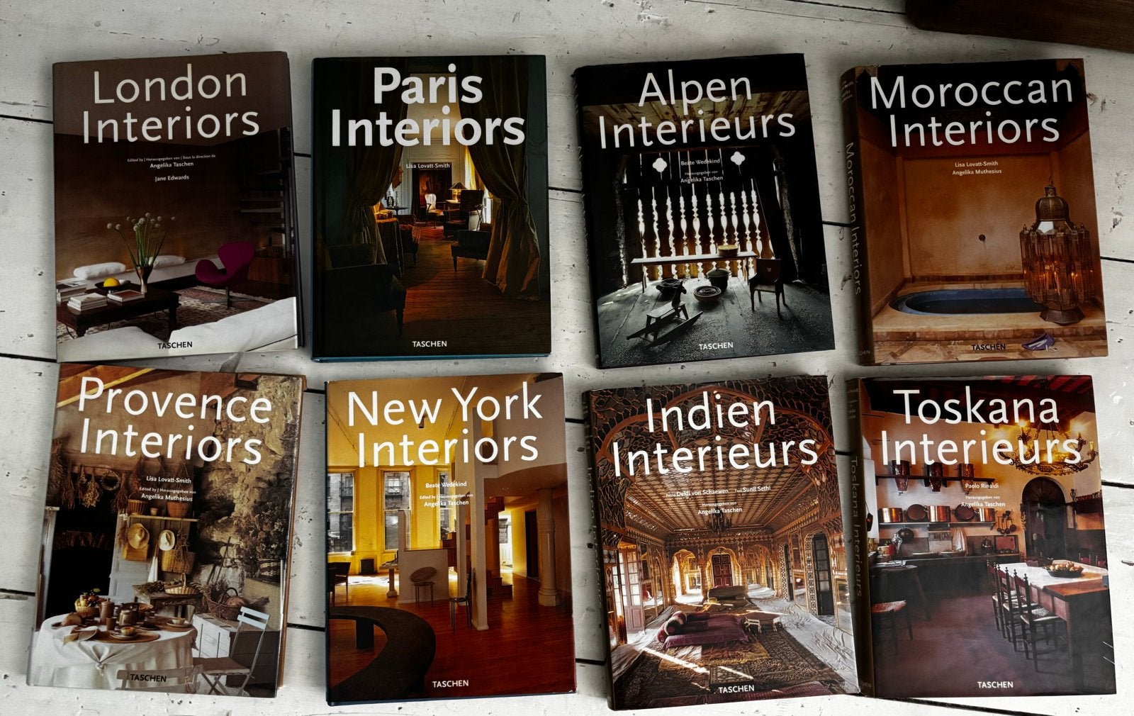 Taschen Interieurs Boeken: London, Parijs, Alpen, Marokkaans, Ophalen of Verzenden, Gelezen, Europa overig
