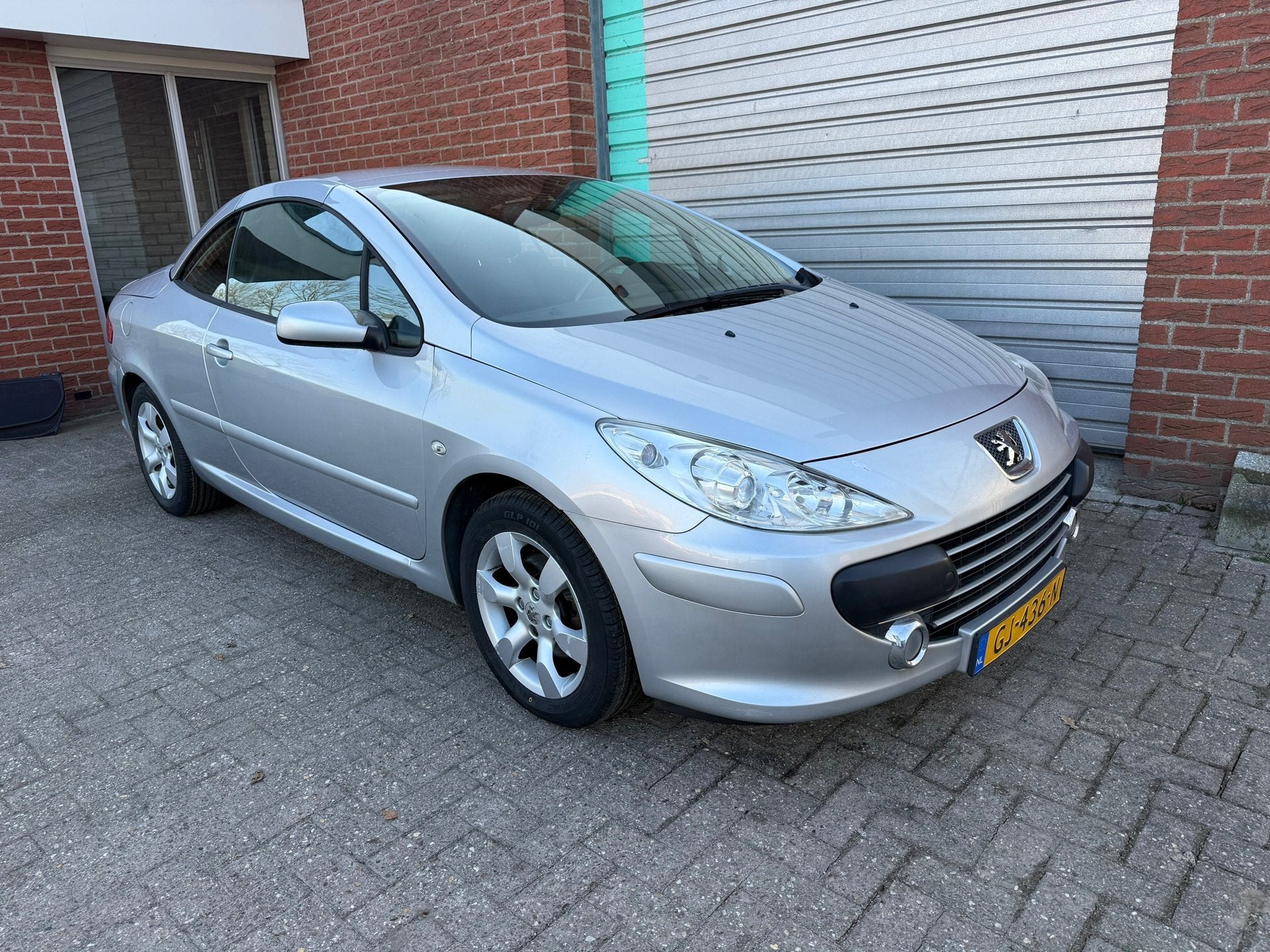 Peugeot 307 CC 1.6-16V Clima Bj:2009, Auto's, Gebruikt, 4 cilinders, Cabriolet, 4 stoelen