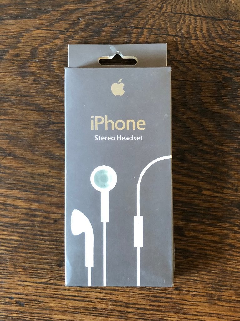 Old-stock Iphone stereo headseat  MA814LL/A (A002), Ophalen of Verzenden, Zo goed als nieuw, Apple, In oorschelp (earbud)