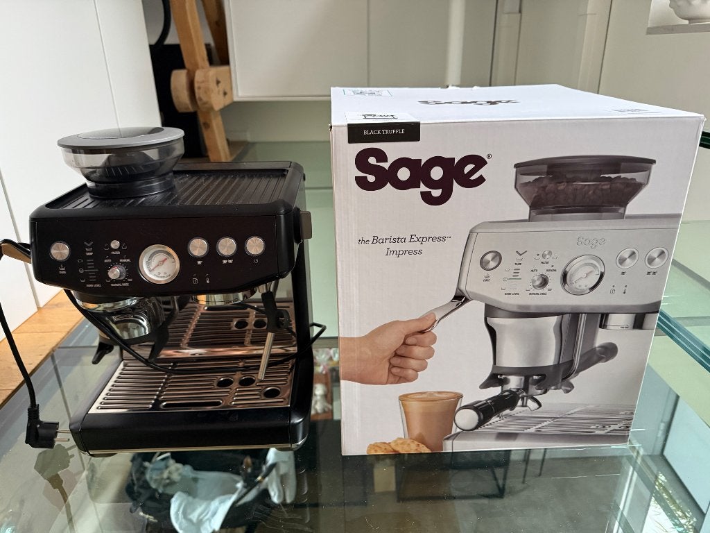 Sage barista Nieuwprijs €673 - the barista impress, Witgoed en Apparatuur, Espresso apparaat, 10 kopjes of meer, Zo goed als nieuw