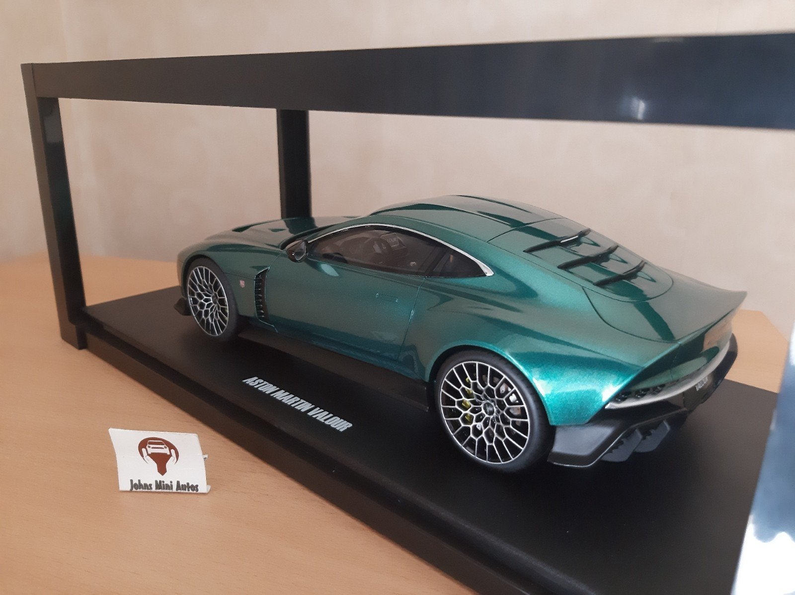 Aston Martin Valour Coupe 2024 Green Metallic GT480 1:18, Overige merken, Auto, Nieuw, Ophalen of Verzenden